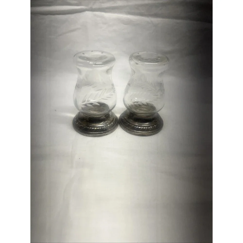 Quaker Sterling Silver Salt and Pepper Shakers Weighted